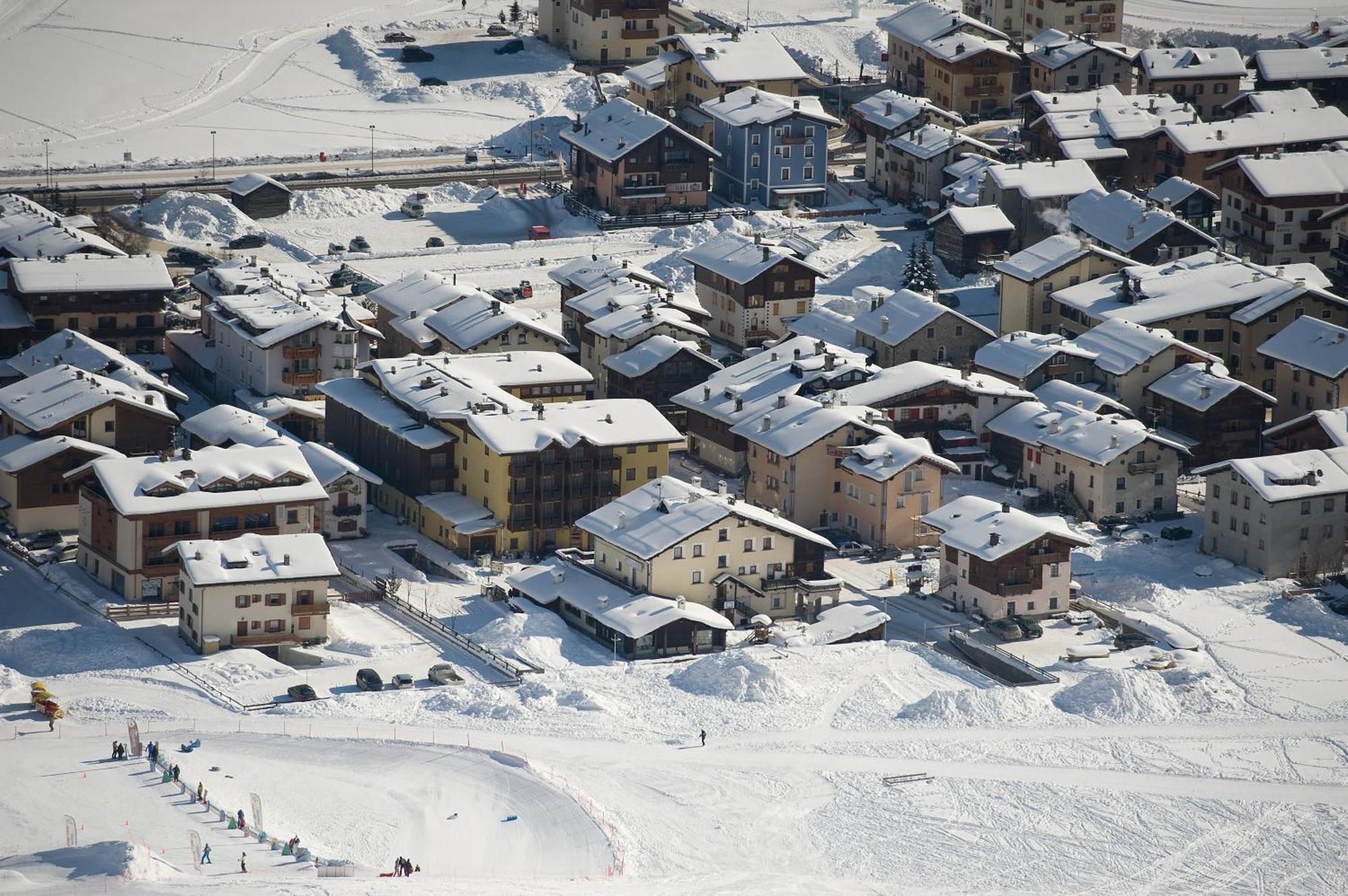 Hotel Touring Livigno Exterior photo