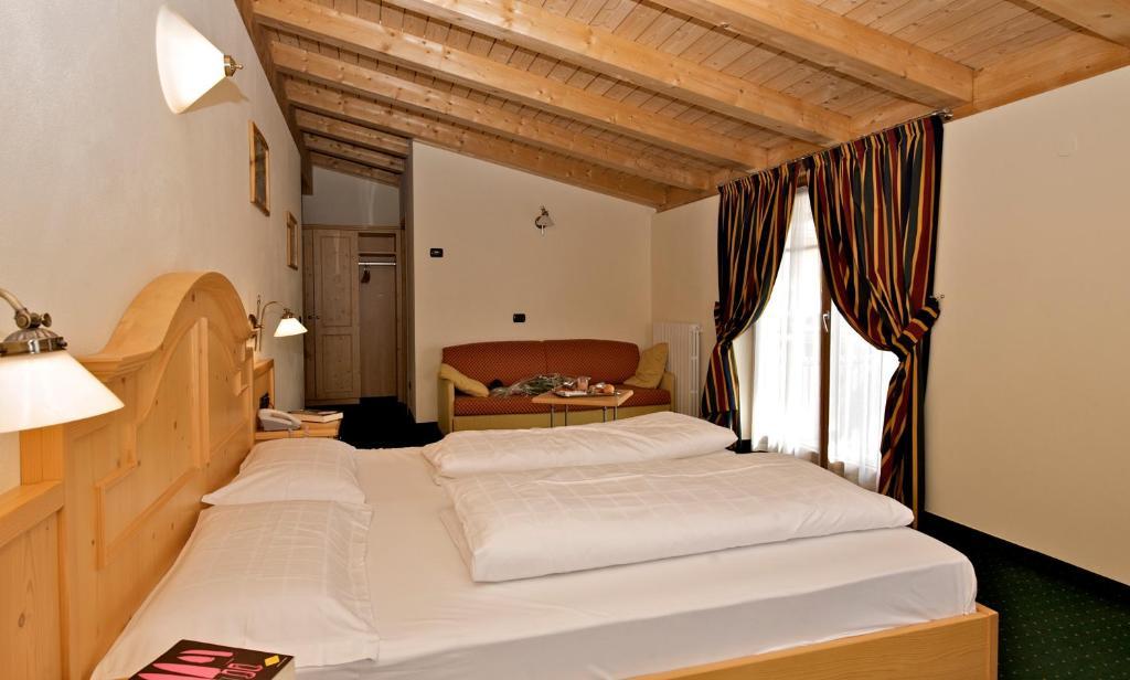 Hotel Touring Livigno Room photo